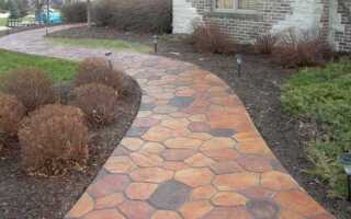 Чем покрасить старую бетонную дорожку на даче