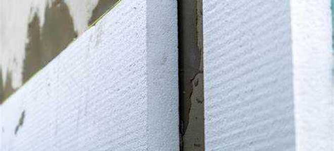 Как утеплять мансардный этаж с двускатной крышей