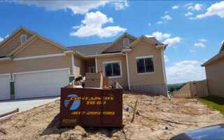 Шуруп забитый молотком держится крепче чем гвоздь закрученный отверткой