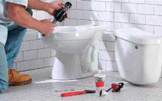 Как закрепить стульчак на подвесном унитазе