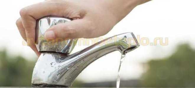 Почему слабый напор горячей воды