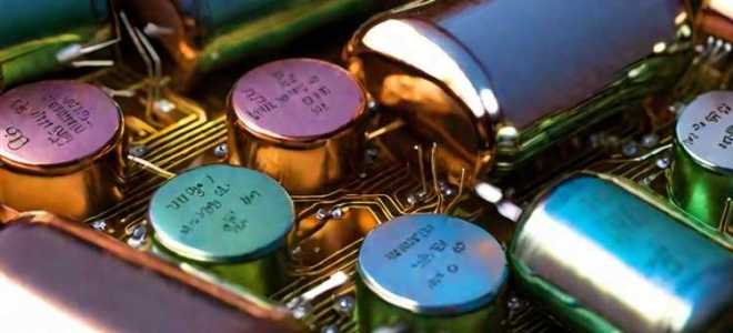 Какая единица используется для измерения электроемкости