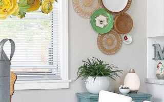 Как украсить пустую стену на кухне