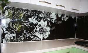 Как снять стеклянный фартук на кухне