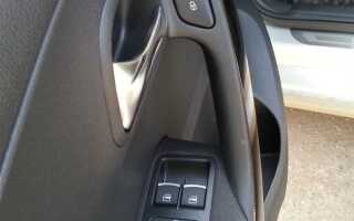 Как снять кнопку открывания багажника поло седан