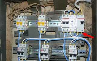 При включении бойлера выбивает автомат в чем проблема