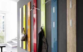 На какой высоте вешать крючки для одежды в прихожей