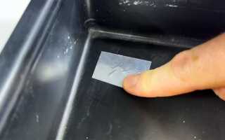 Как выкрутить сломанный саморез из пластика