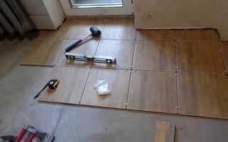 Как положить плитку на окрашенную стену