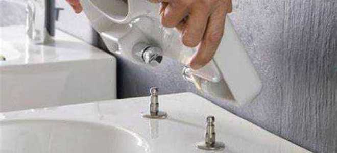 Скрипит крышка унитаза с микролифтом что делать