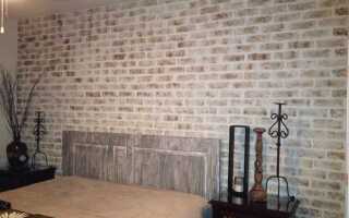 Чем покрасить кирпичную стену внутри дома без штукатурки