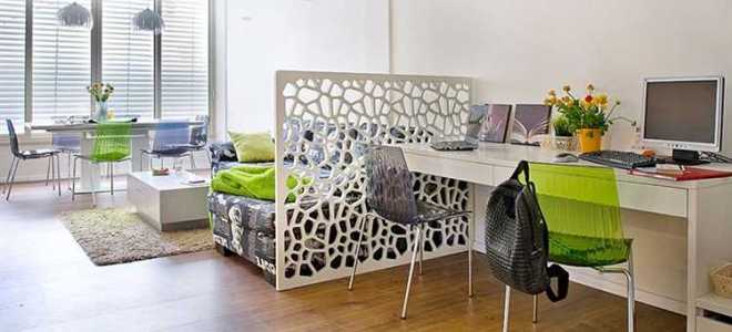 Как разделить комнату на 2 части с одним окном