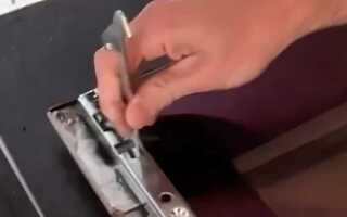 Как поменять дверцу в печке не разбирая ее