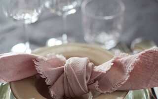 Что поставить на стол для красоты