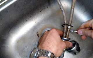 Как удлинить водяной шланг на смесителе