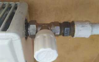 Как работает кран на батарее отопления