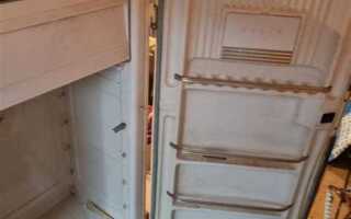 Сколько весит старый холодильник зил