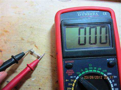 Определение правильности переключения триака Bt136 600e мультиметром