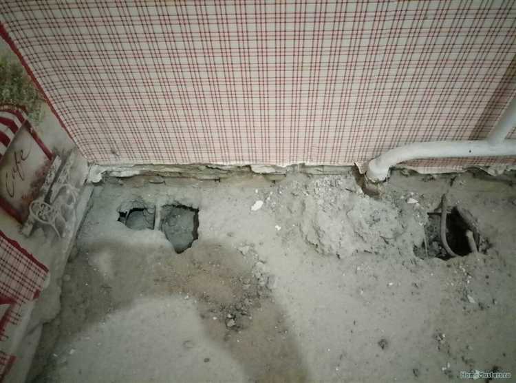 Подходит ли огнеупорный герметик для заделки щели вокруг трубы