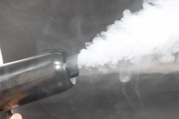 Как создать атмосферу тумана с помощью льда и воды