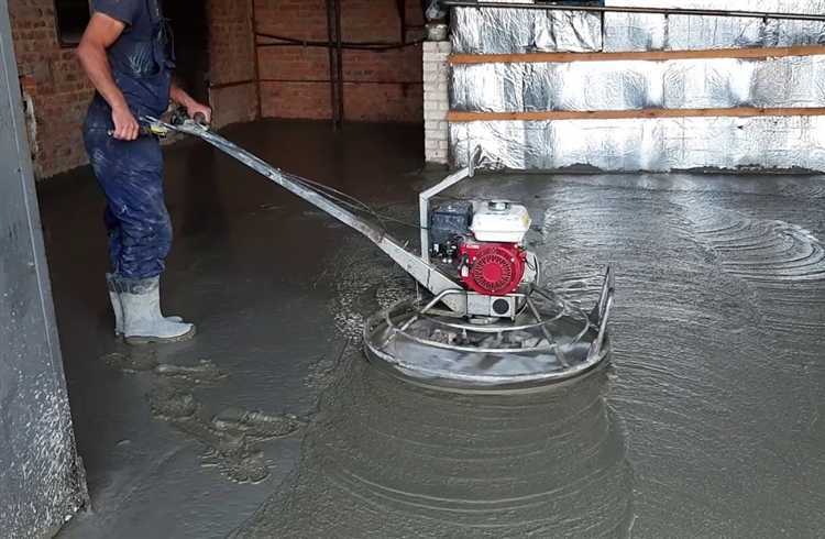 Уход за затёртым бетоном в первые часы после обработки