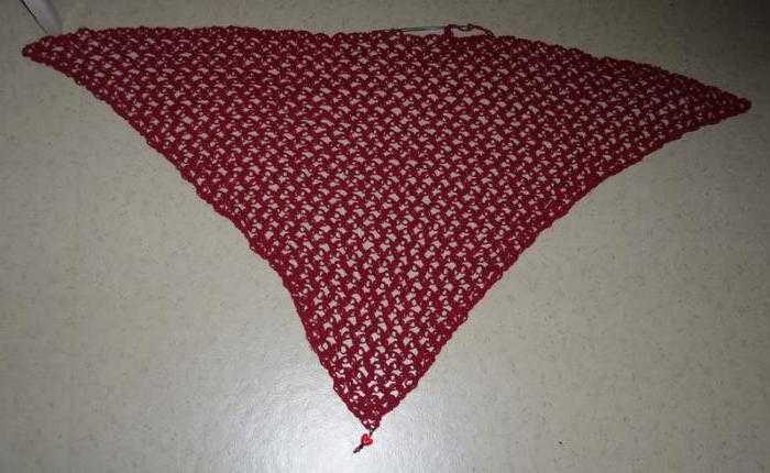 Из чего делают косынку для кровати