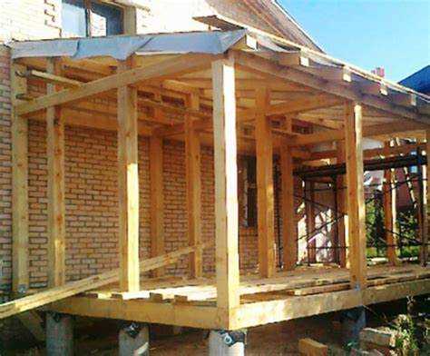 Из чего можно построить веранду к дому недорого