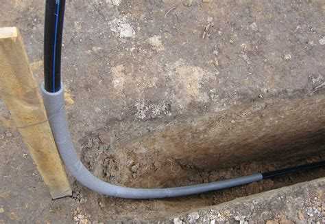 Как делают прокол в земле под трубы для водопровода