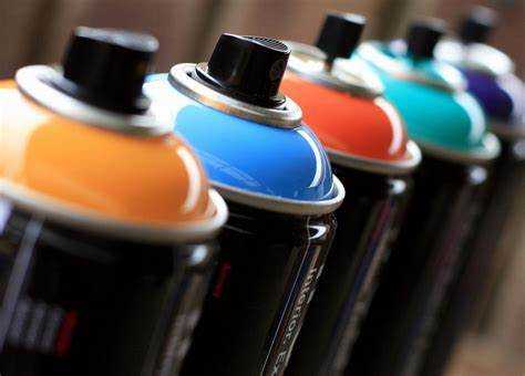 Оптимальное расстояние и угол распыления при работе с баллончиком