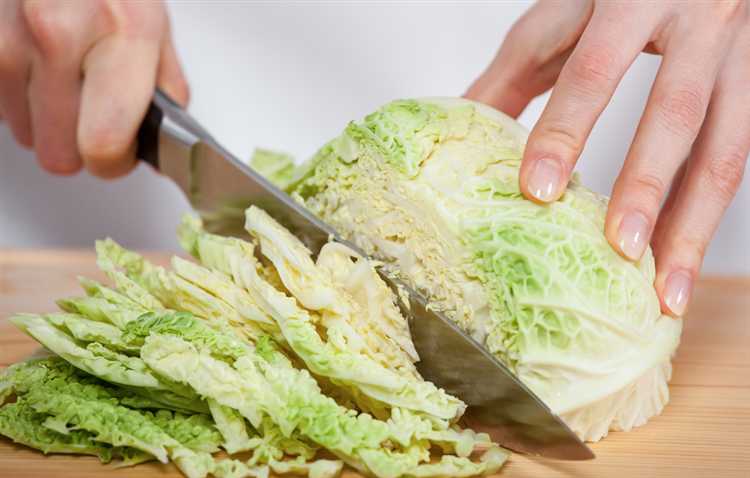 Регулярно очищайте терку от остатков, чтобы лезвия не забивались и сохраняли остроту.