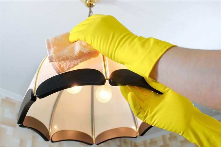 Что делать, если часть люстры не снимается