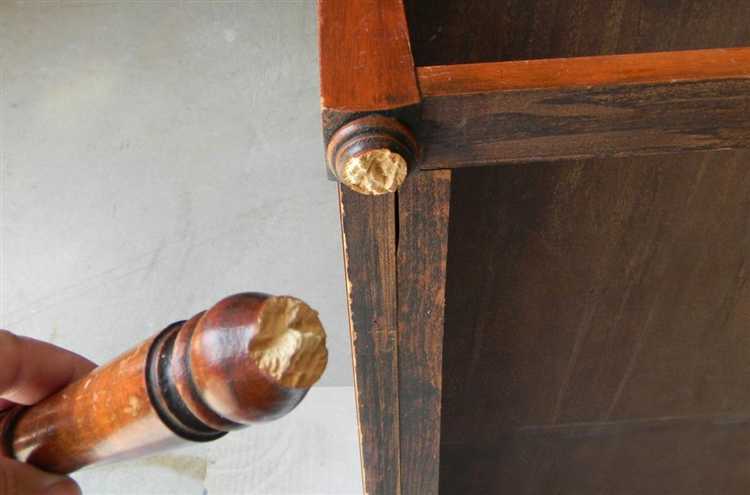 Склеивание расколотой или треснувшей ножки