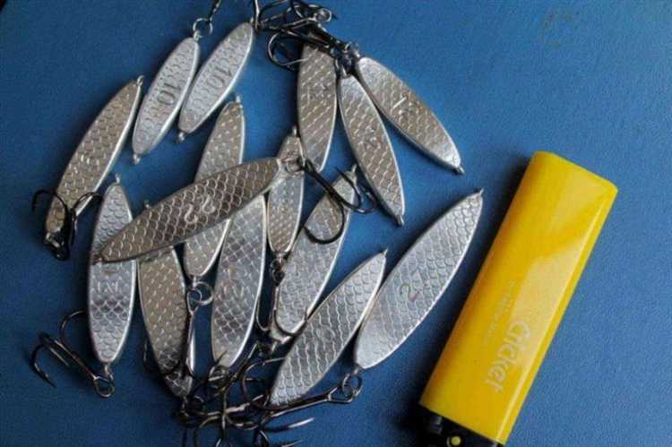 Выбор инструментов для чистки блесен