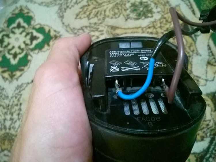 Техника безопасности при работе с аккумулятором и электроинструментом