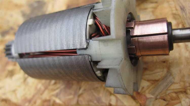 Тонкости установки новых щеток в шуруповерт