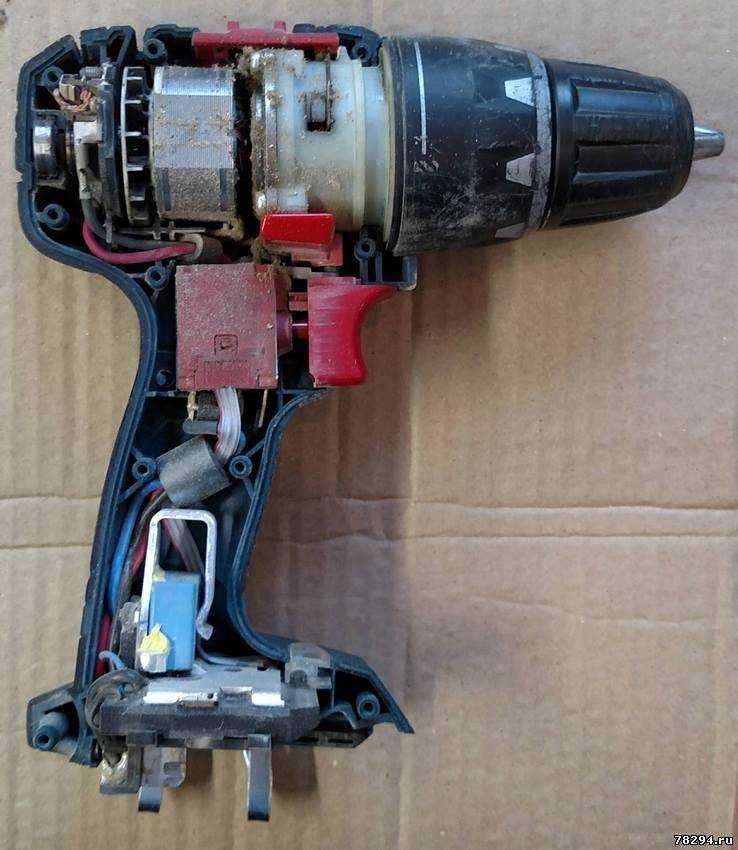 Необходимые инструменты и материалы для замены щеток