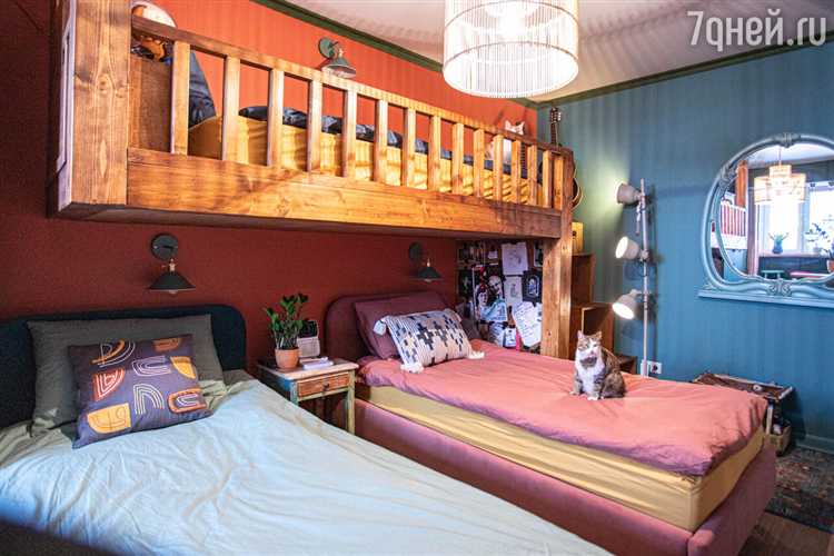 Как организовать пространство для хранения в комнате с тремя кроватями