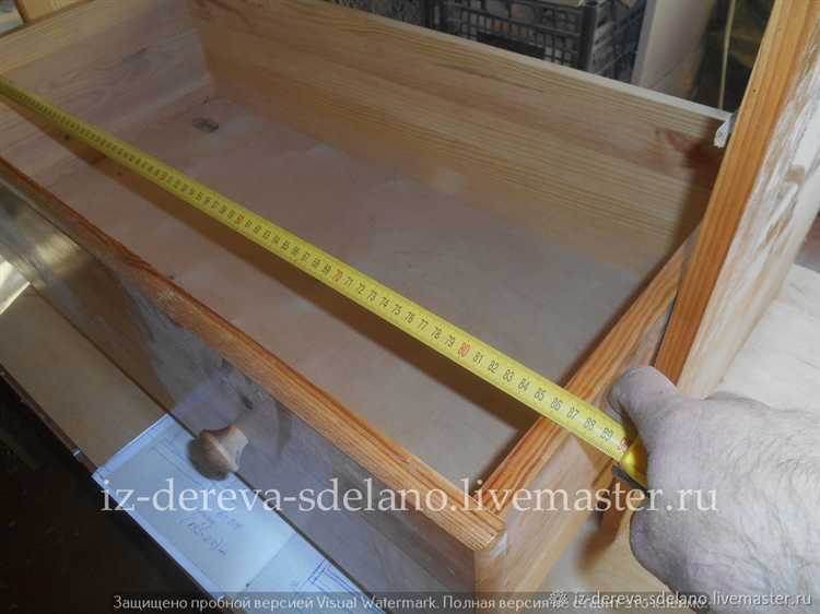 Подготовка инструментов для демонтажа рейки