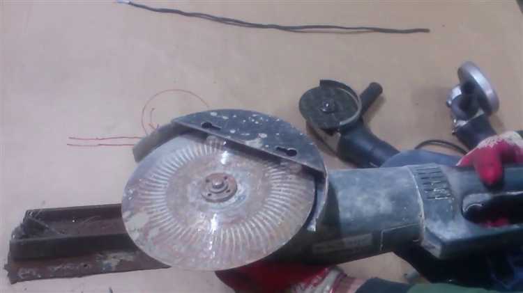 Оптимальная скорость вращения и давление при резке стекла