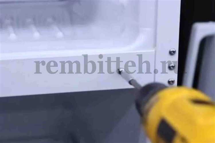 Особенности разборки дверцы с системой No Frost