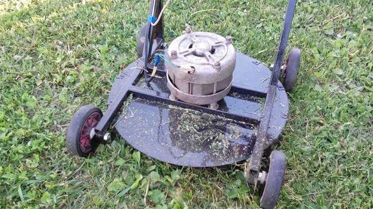 Сборка режущего механизма из подручных материалов