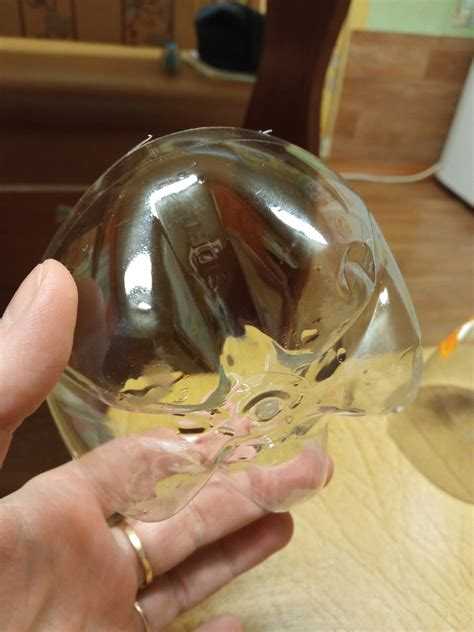 Создание отверстий для дренажа в бутылке