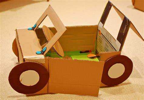 Как сделать корпус электрички из картона