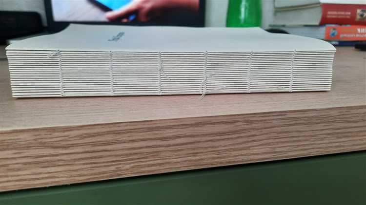 Сшивание книжного блока вручную