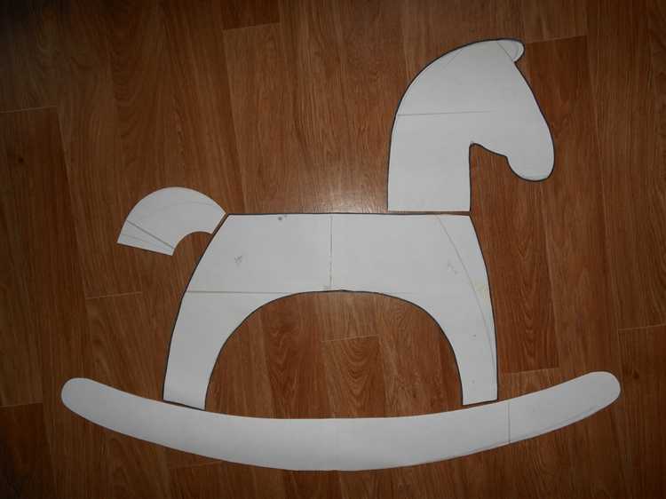 Шлифовка, грунтовка и окрашивание деревянных элементов