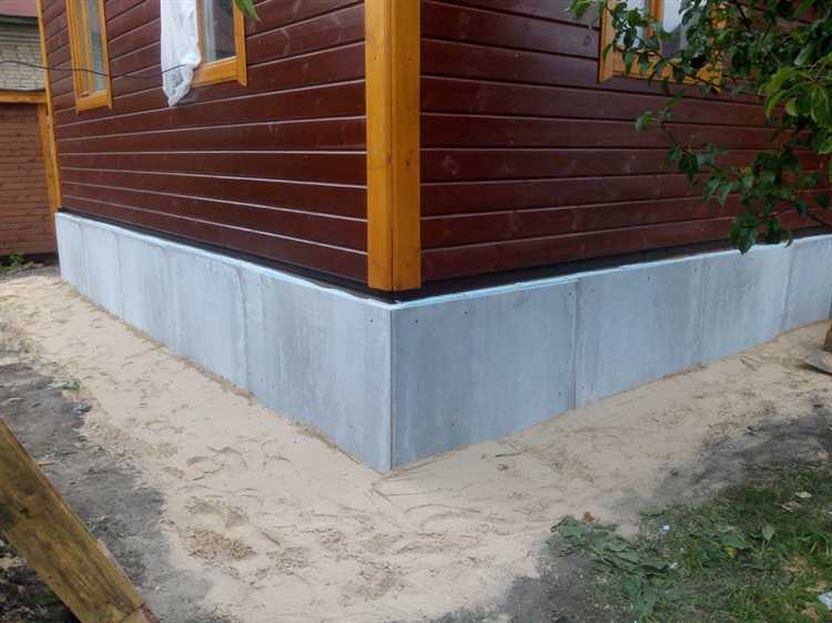 Как сделать люк в цоколе свайного дома Как сделать люк в цоколе свайного дома