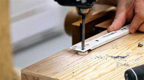 Проверка работы механизма и устранение перекосов