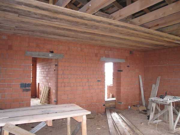 Как сделать потолок в частном доме Как сделать потолок в частном доме