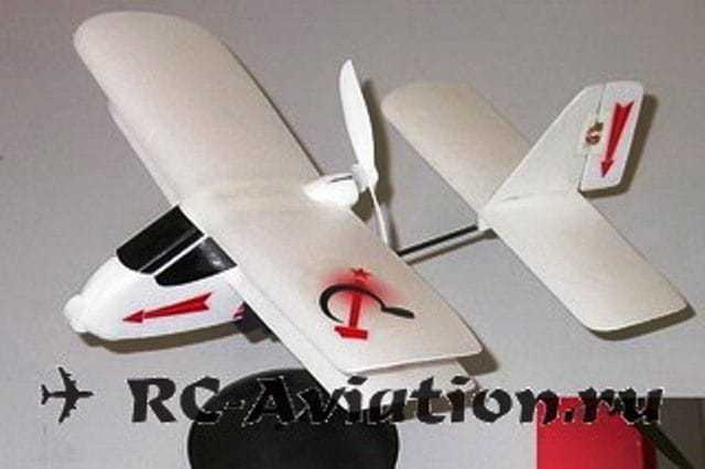 Установка сервоприводов на управляющие поверхности