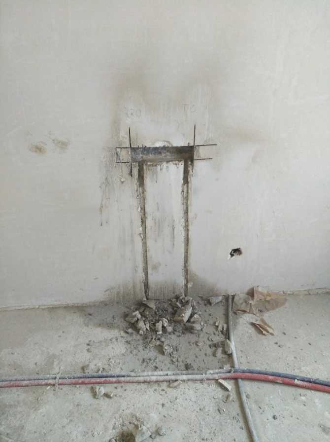 Правила прокладки коммуникаций в штробе